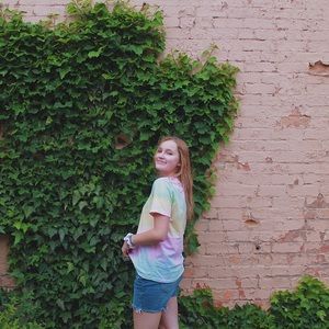 Meet your Posher, Julie